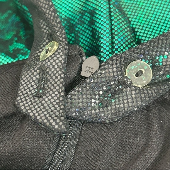 Hollywood Babe Irridescent Emerald Green Asymmetric Hem Mermaid Dress - Picture 7 of 16